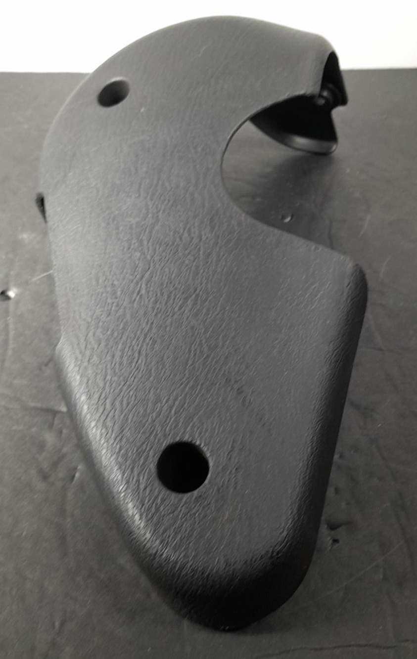 Jeep Liberty KJ 02-07 Front Passenger Seat Inner Hinge Cover Trim Seat Bezel